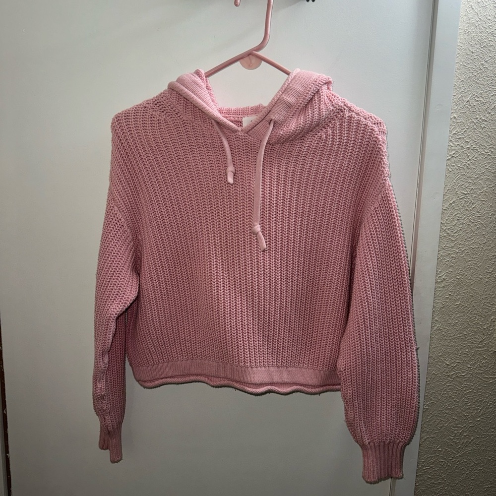 Pink by Victoria’s secret cropped sweater